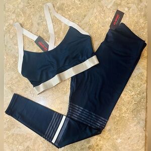 AQ - Sport fashion wear. 2 pice (size large) active set.